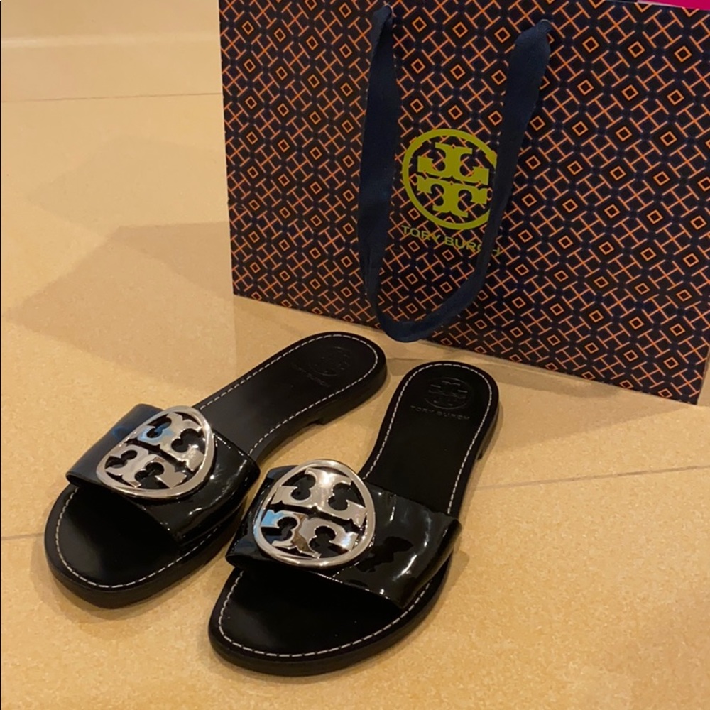 Tory Burch ** Grania Black Patent Slide Sandals